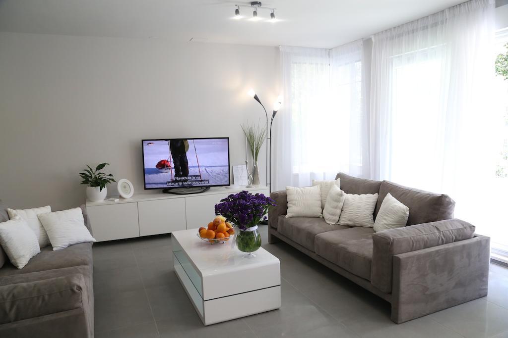 Beach Apartments Dumičić Podstrana Zimmer foto
